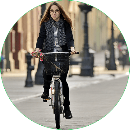 kobieta-na-rowerze