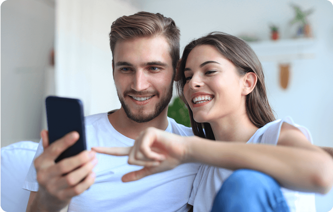 para-patrzaca-w-telefon